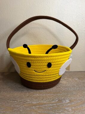 Easter Bee Rope Basket Yellow and Black - Spritz